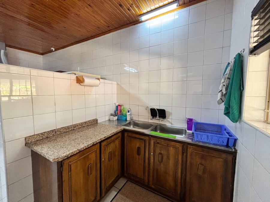 5 Bedroom Property for Sale in Flamwood North West